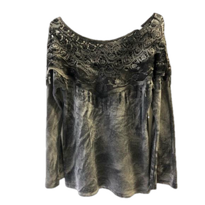Sweatshirt with lace, size L